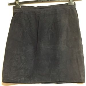 •Vintage Suede Navy Blue Mini Skirt